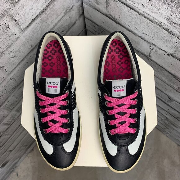 Ecco Hydromax Spikeless Golf Shoes - Picture 5 of 8